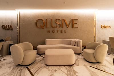 Qlusive Hotel