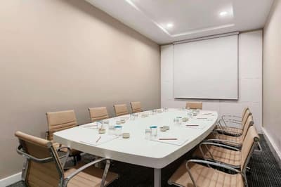 Ramada Encore By Wyndham Istanbul Kartal Hotel