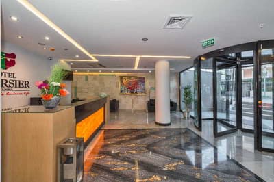 Boursier Hotel