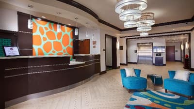 BEST WESTERN PREMIER Ashton Suites-Willowbrook