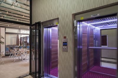 Niconya Port Suites & Hotel