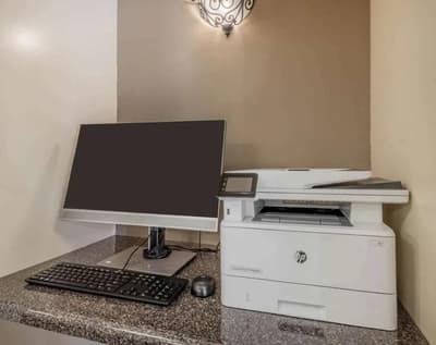 Sonesta Simply Suites Houston - NASA Clear Lake