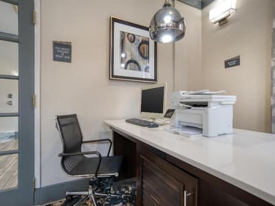 Best Western Plus Philadelphia-Choctaw Hotel