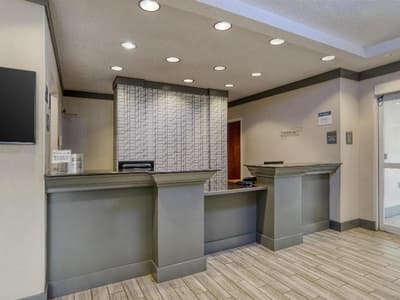 Best Western Plus Philadelphia-Choctaw Hotel