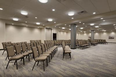 Holiday Inn & Suites Duluth-Downtown
