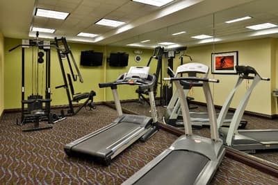 Holiday Inn Express and Suites Charlotte