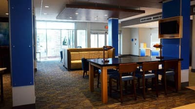 Holiday Inn Express and Suites Jacksonville W-I295