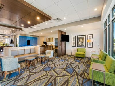 Holiday Inn Express Jacksonville Town Center