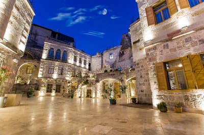 Imperial Cave Suites Hotel & Spa