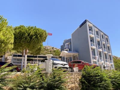 Minerva Port Hotel