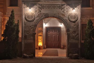 Caravanserai Inn Hotel
