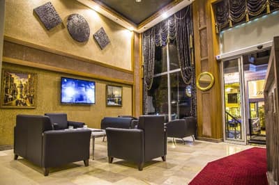 Berlin Otel Niayantaaya