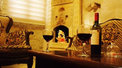 Family Cave Suites Hotel