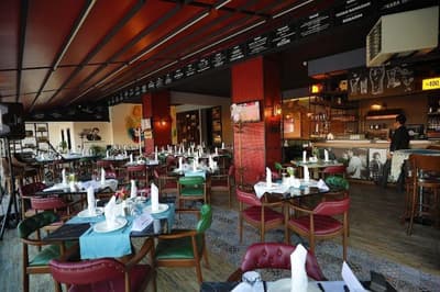 Karpalas City Hotel & Spa