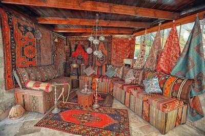 Traveller'S Cave Hotel