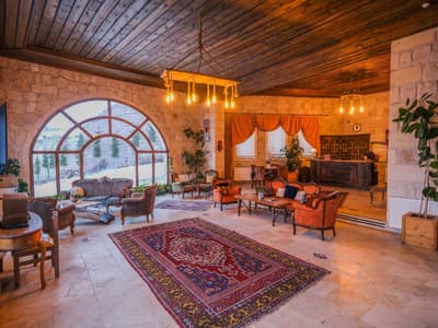 Kalsedon Cave Suites