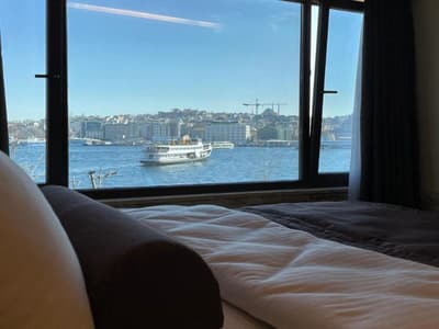 Weingart Seaside Hotel