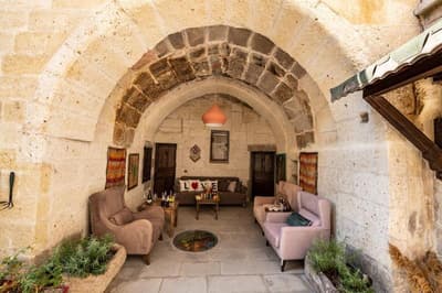 Aurora Cave Hotel