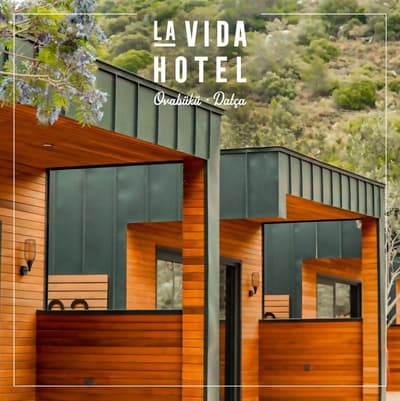La Vida Hotel