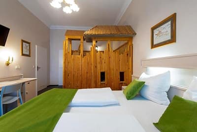 W22 Hotel