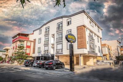 Adam Apart Hotel 2