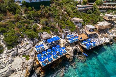 Arpia Hotel