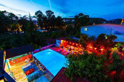 Tuthaliya Otel
