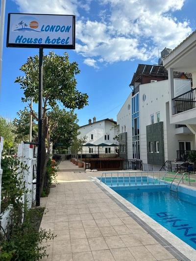 London House
