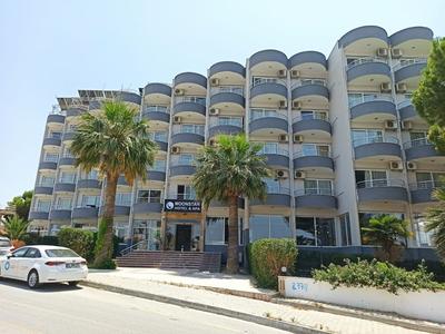 Moonstar Hotel