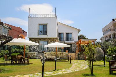 Huzurla Otel