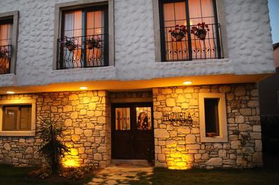 Huzurla Otel
