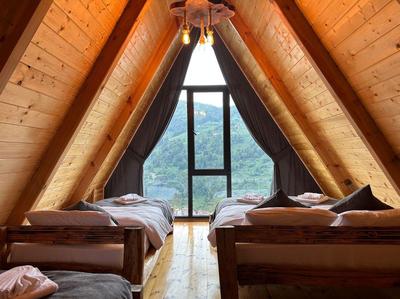 Moni Suit Bungalow