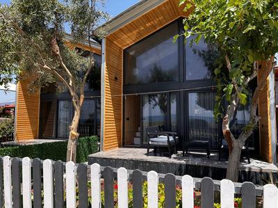 Mavi Bungalov