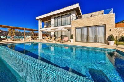 Villa Magnum