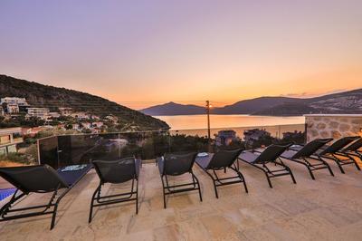 Villa Loca Kışla