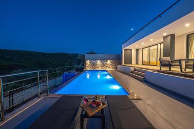 Villa Pine