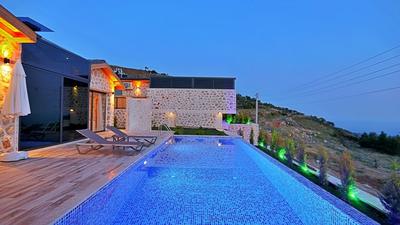Villa Ayla