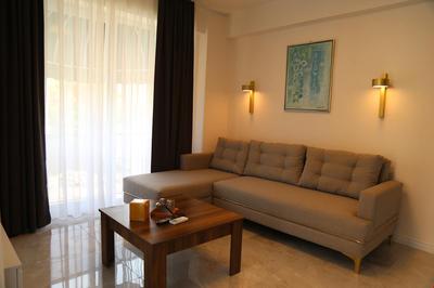 Insuit Luxury Hotel