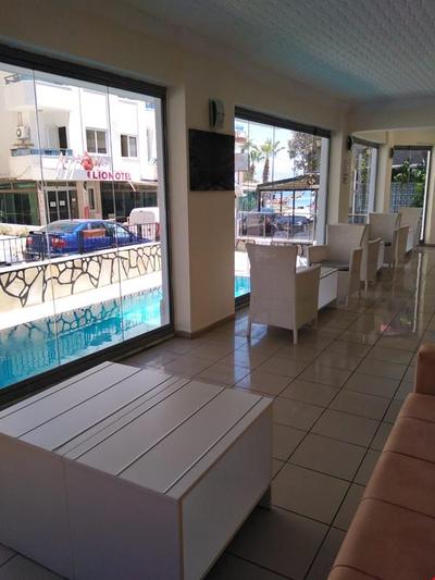 Karaca Otel