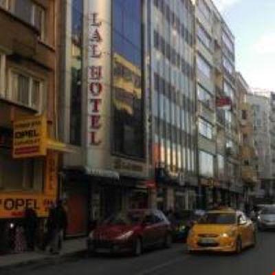 Lal Hotel