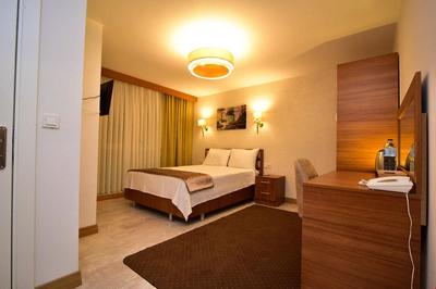 Dmr Grand Otel