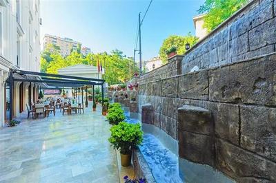 Lausos Palace Hotel