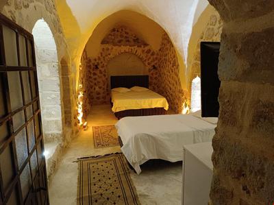 Edo Otel