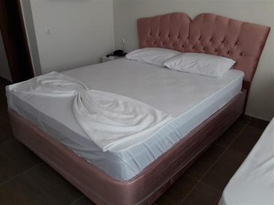 Has Hotel