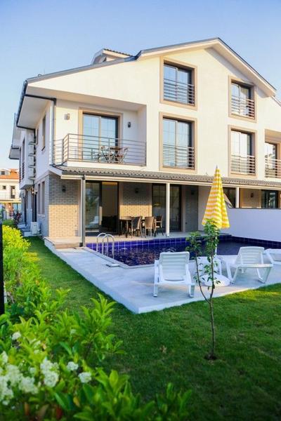 Villa Nida