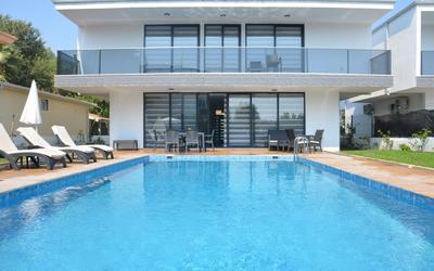 Villa Delux 3