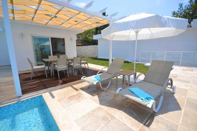 Mavi Yeşil Villa