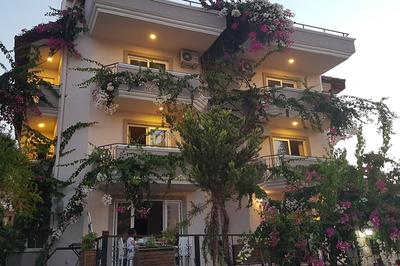 Selenya Apart Hotel