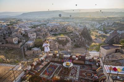 Helike Cave Suites