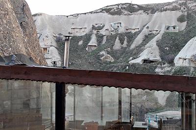 Hills Cave Hotel